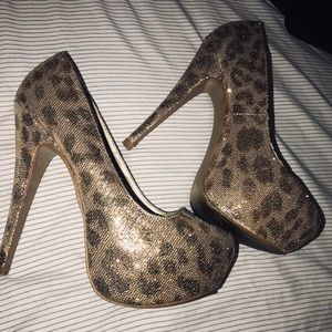 Qupid cheetah print glitter pumps/high heels